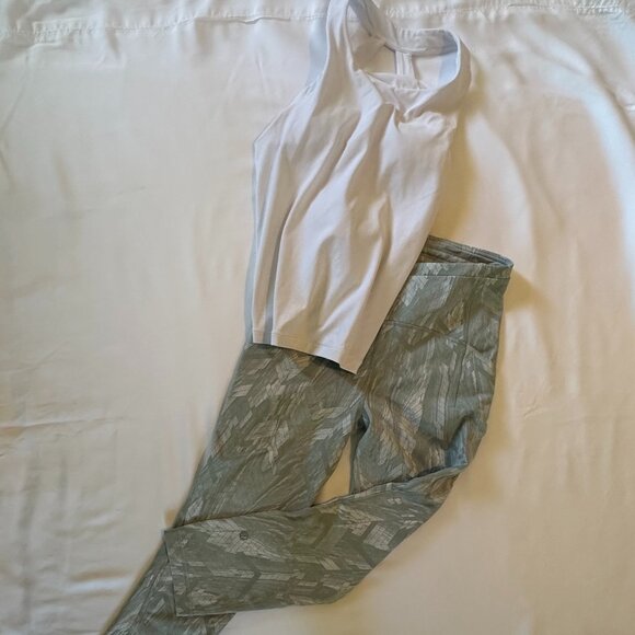 lululemon Swift Speed Crop w/ pockets - Sz 6 Reverberate Chevron Jacquard - Picture 6 of 6